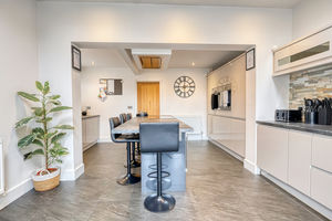 Kitchen/Diner- click for photo gallery